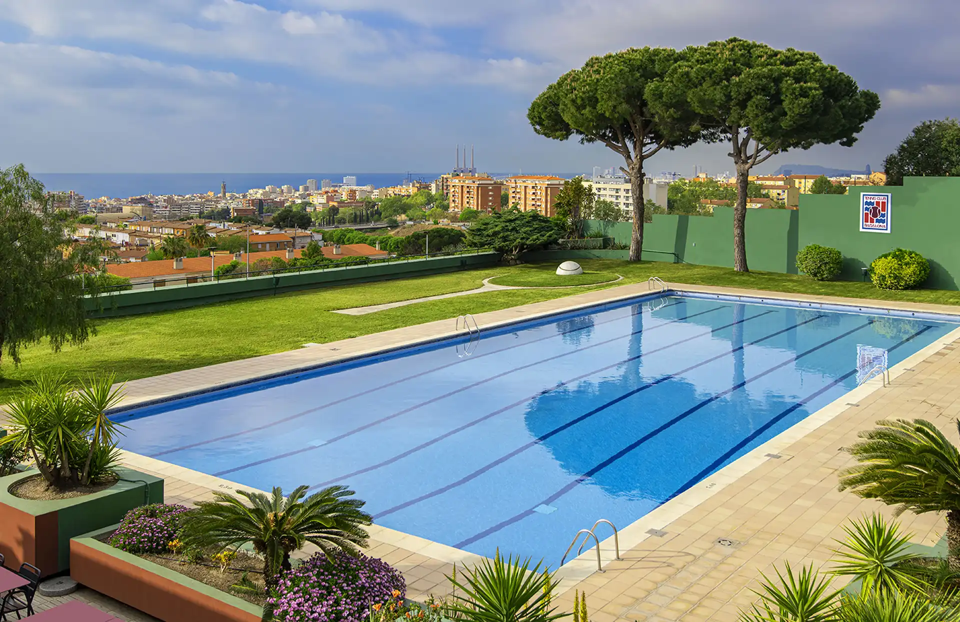 tennisClubBadalona-piscina